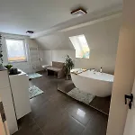 Modernes Haus Mit Whirpool, Sauna, Kamin&piano Villa