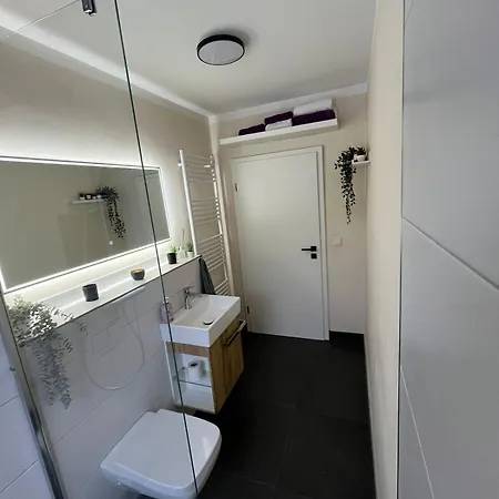 Modernes Haus Mit Whirpool, Sauna, Kamin & Piano *