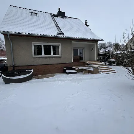 Modernes Haus Mit Whirpool, Sauna, Kamin&piano Villa Pritzwalk